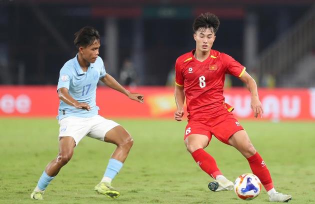 Hàng công U23 Việt Nam cần tận dụng tốt các cơ hội.