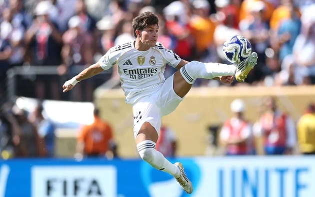Real chốt tương lai Fran Garcia, mở đường cho Mendy ra đi