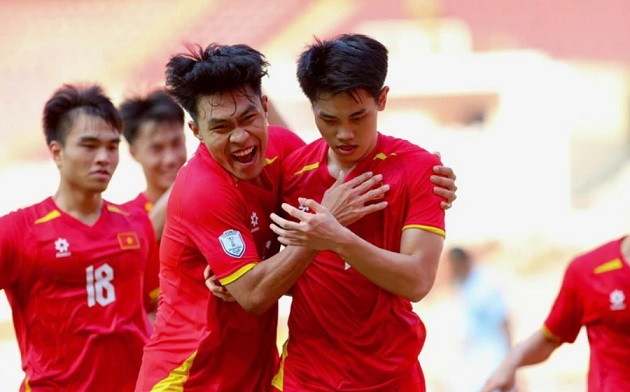 U23 Việt Nam thắng nhọc, Phạm Lý Đức bênh vực hàng công