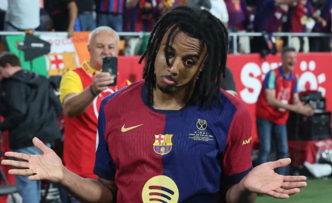 Barca giữ chân Kounde đến 2030, chốt hợp đồng mới kèm tăng lương