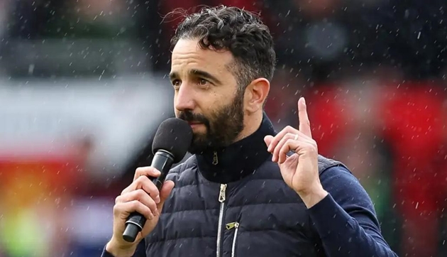 Ruben Amorim sẵn sàng giữ lại Antony hay Jadon Sancho.