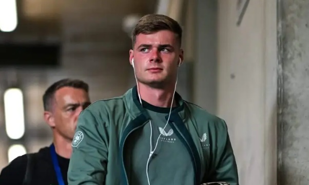 Evan Ferguson: Đường về Brighton hay Roma là định mệnh?