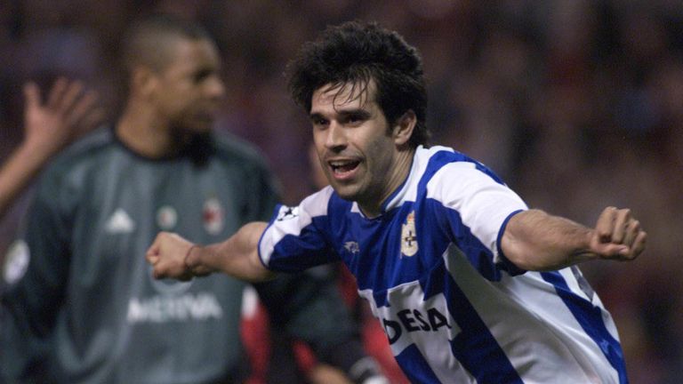 Juan Carlos Valeron trong màu áo Deportivo