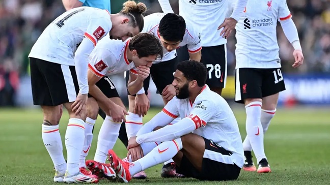 Thua Milan, Liverpool đón thêm tin dữ ở hàng thủ