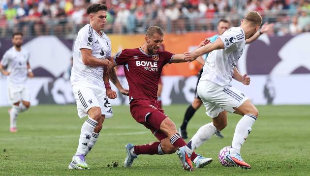West Ham nỗ lực nhưng chỉ có được bàn rút ngắn cách biệt.