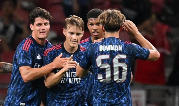 Odegaard ghi bàn từ chấm phạt đền