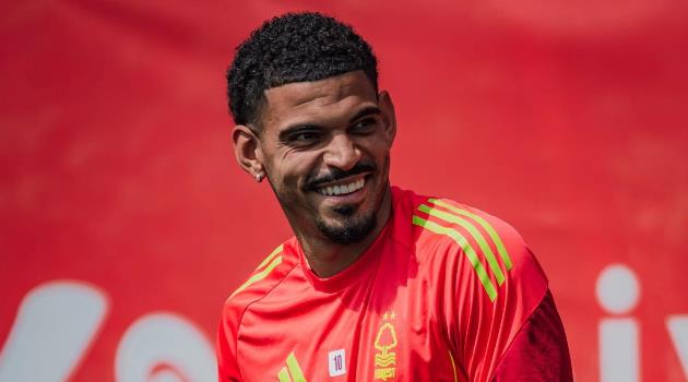 Gibbs-White ở lại Forest: Khi Marinakis thắng cả Tottenham lẫn Daniel Levy