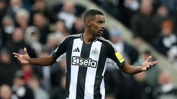 Liverpool quyết sở hữu Isak.