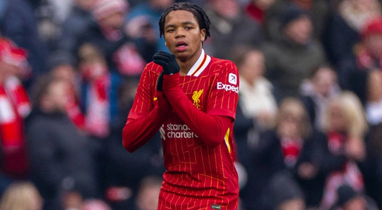 Rio Ngumoha - "Viên ngọc thô" chờ Liverpool khai phá