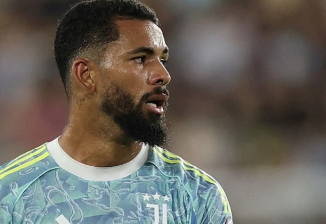 3 CLB Ngoại hạng Anh theo đuổi Douglas Luiz từ Juventus