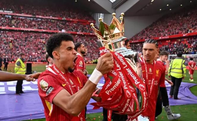 Diaz gặt hái không ít thành công cùng Liverpool.