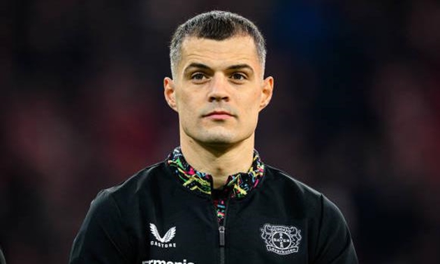 Here we go! Xhaka trở lại Ngoại hạng Anh khoác áo Sunderland