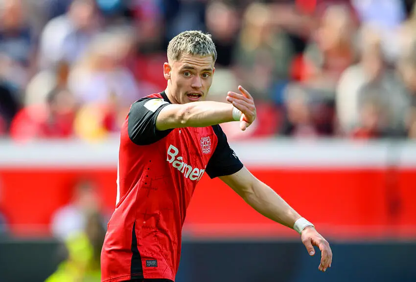 Wirtz là người định hình lối chơi của Leverkusen