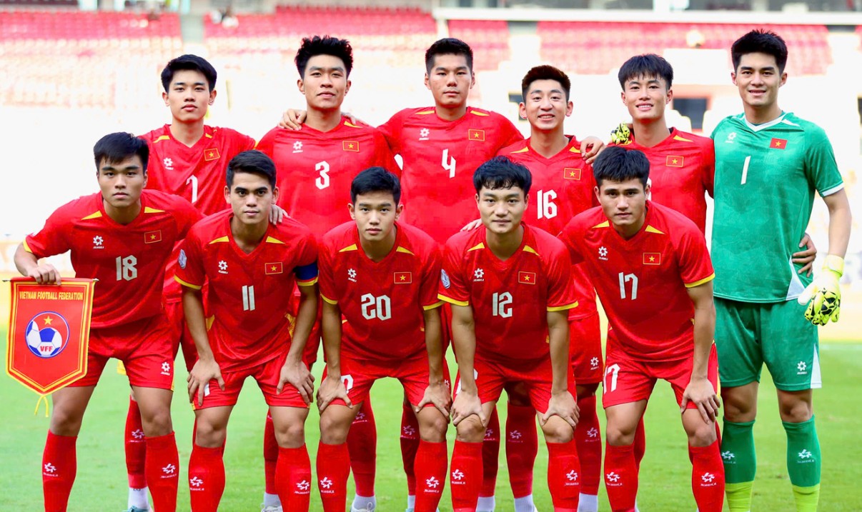 Giá vé xem trận chung kết giữa U23 Việt Nam và U23 Indonesia gây chú ý