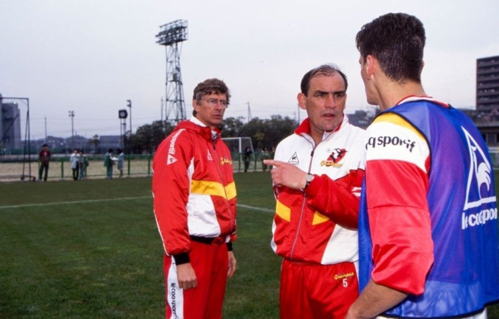 Wenger và cuộc cách mạng tại Nagoya.