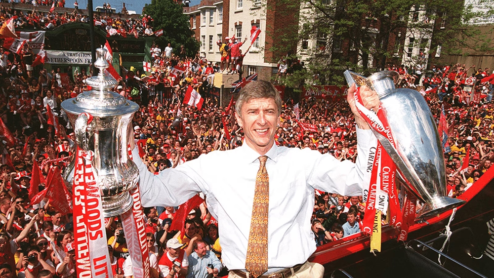 Nhờ chuyến phiêu lưu ở Châu Á, Wenger đã trở thành 1 trong những HLV vĩ đại nhất lịch sử.