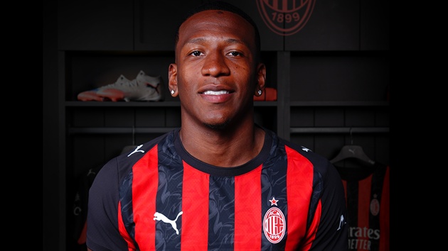 Estupinan là tân binh mới nhất của AC Milan