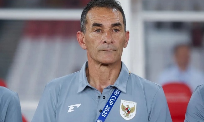 Vanenburg xác nhận rút lui, U23 Indonesia đổi HLV trước thềm SEA Games 2025