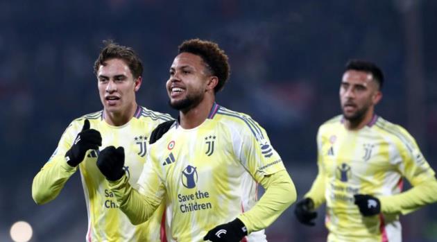 Juventus mắc kẹt vì McKennie, chuyển nhượng bị trì hoãn