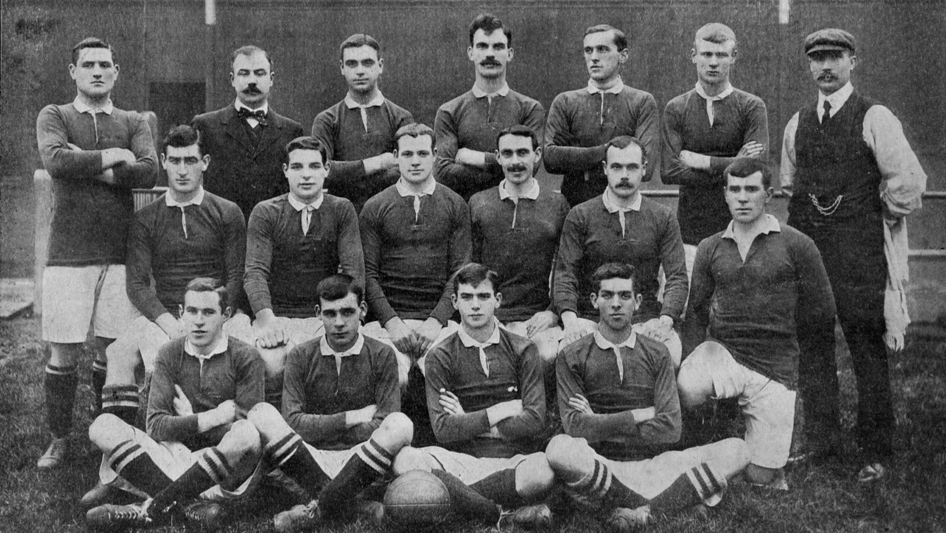Nottingham Forest được thành lập từ năm 1865 bởi một nhóm các thanh niên yêu thích thể thao.