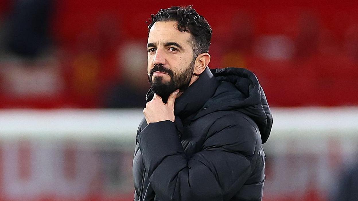 Man Utd đứng trước những ngã rẽ