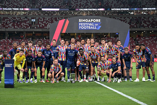 3 điểm nóng từ chuyến du đấu Singapore của Arsenal