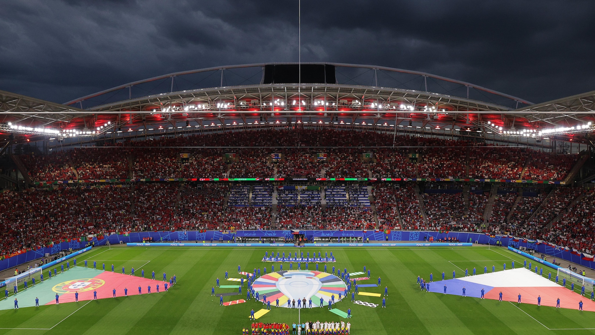 Red Bull Arena là một trong những SVĐ tổ chức EURO 2024 tại Đức