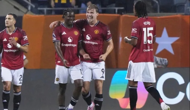Hojlund ghi bàn giúp Man Utd hạ Bournemouth