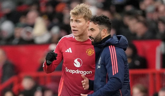 Ruben Amorim không đảm bảo tương lai cho Manchester United.