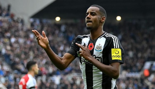 Ảnh bài viết Chuyển nhượng tối 31/7: Isak “gật đầu” với Liverpool; Man United tranh Woltemade với Newcastle