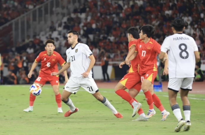 Jens Raven - cầu thủ nhập tịch của U23 Indonesia.