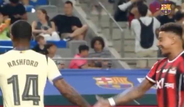 Rashford và Lingard ở 2 đầu chiến tuyến.