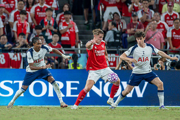 Ảnh bài viết Gyokeres ra mắt, Arsenal thua sát nút Tottenham