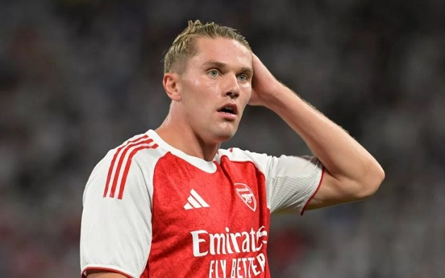 Ảnh bài viết Ra mắt Arsenal, Gyokeres chỉ chạm bóng 2 lần trong trận thua Spurs