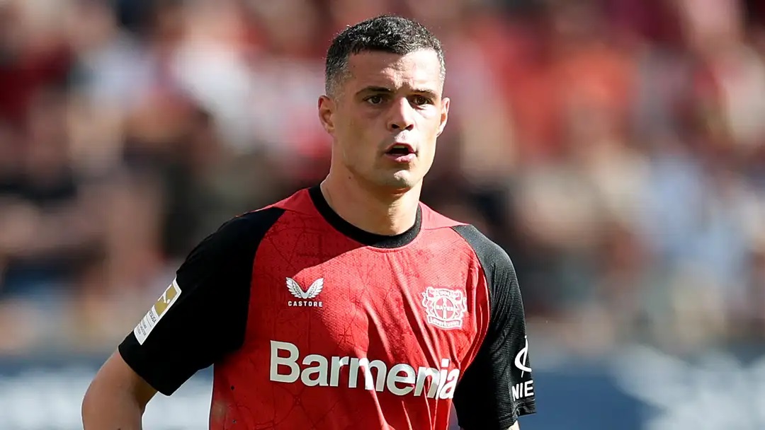 Xhaka đã chính thức rời Bayer.