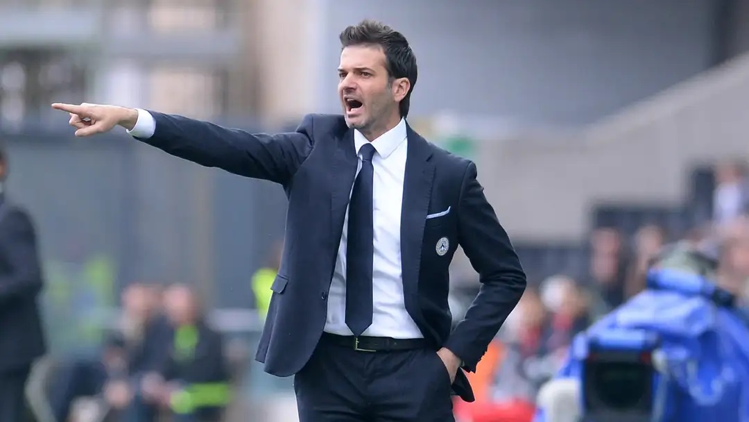 Stramaccioni đã cứu 2 cô gái khỏi chết đuối.