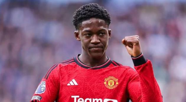 Ảnh bài viết Chuyển nhượng tối 1/8: Real nhắm Mainoo; MU muốn đưa Stefan Ortega về Old Trafford