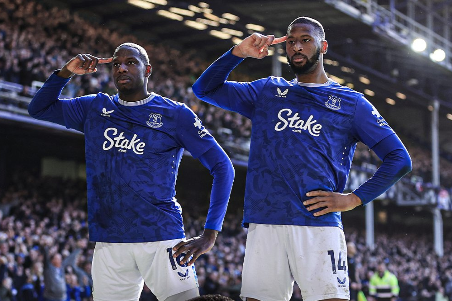 Beto liên tục lập công cho Everton.