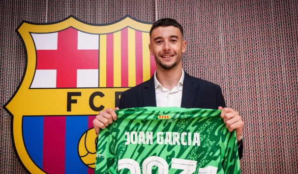 Garcia gia nhập Barca.