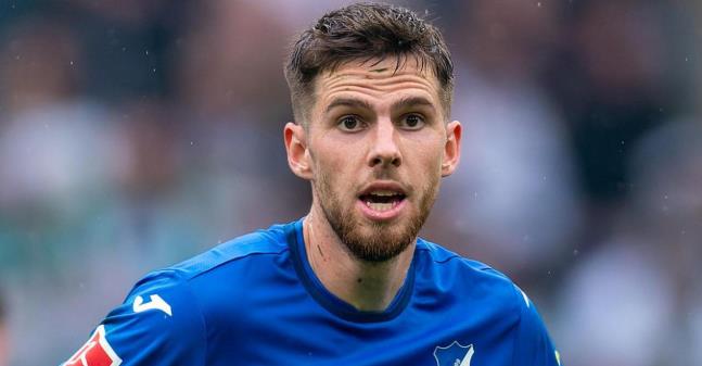 Anton Stach đến Leeds với mức giá 20 triệu euro.
