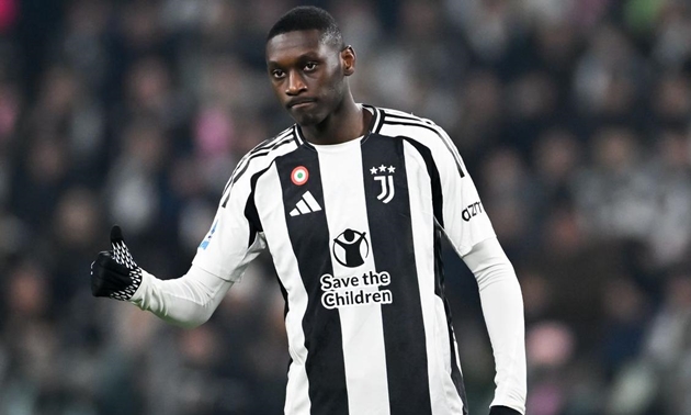 Randal Kolo Muani có thể sớm trở lại Juventus.