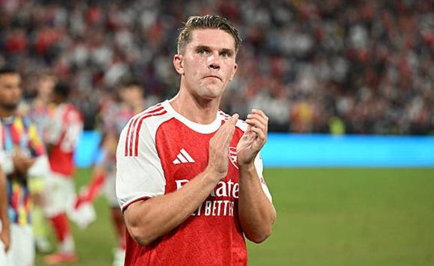 Viktor Gyokeres gây thất vọng trong trận đấu với Tottenham Hotspur.