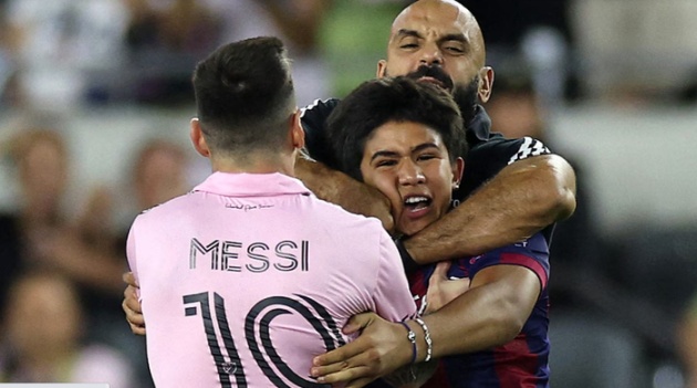 Ảnh bài viết Vệ sĩ của Messi bị cấm vì hành vi không đúng mực