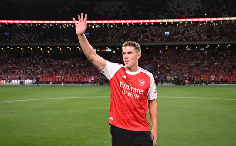 Ảnh bài viết Chi tiêu ròng Ngoại hạng Anh 2025: Arsenal dẫn đầu; Chelsea và Tottenham chi bao nhiêu?