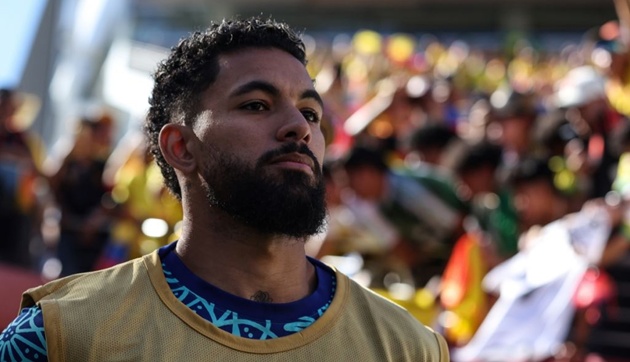 Ảnh bài viết Douglas Luiz bỏ qua Fenerbahce, ưu tiên Ngoại hạng Anh theo lời đại diện