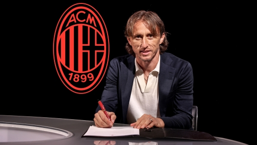 Ảnh bài viết Luka Modric sẽ là "trí tuệ nhân tạo" của Milan