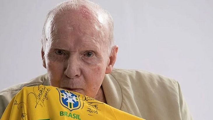 Di sản mà huyền thoại người Brazil để lại là vo