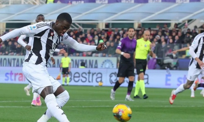 Timothy Weah trong màu áo Juventus.