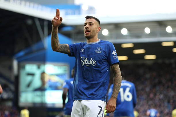 Ngôi sao Dwight McNeil của Everton.