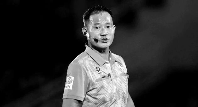 Trọng tài Trần Đình Thịnh qua đời.